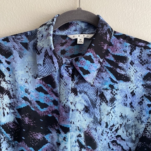 CABi Animal Snake Skin Print sheer Button Down Blouse top M - Picture 2 of 6